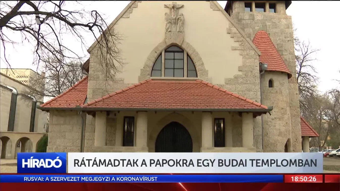 Rátámadtak a papokra egy budai templomban