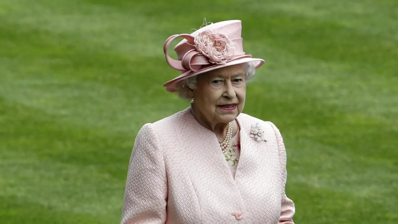 Hetven éve lépett trónra a brit uralkodó