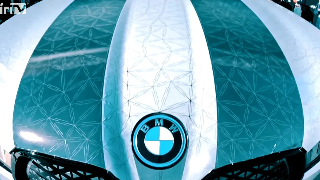 StartStop: Színváltós autót mutatott be a BMW