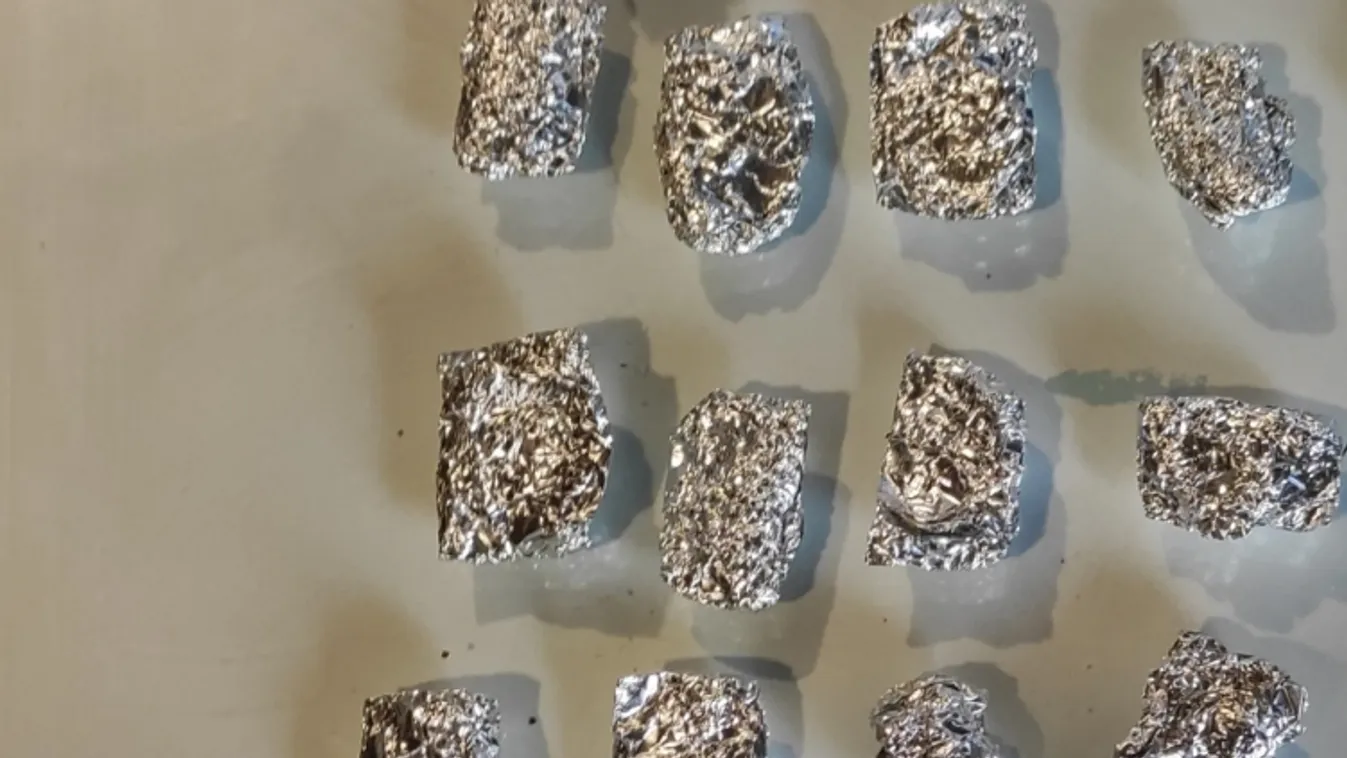 Újpszichoaktív anyaggal kereskedtek