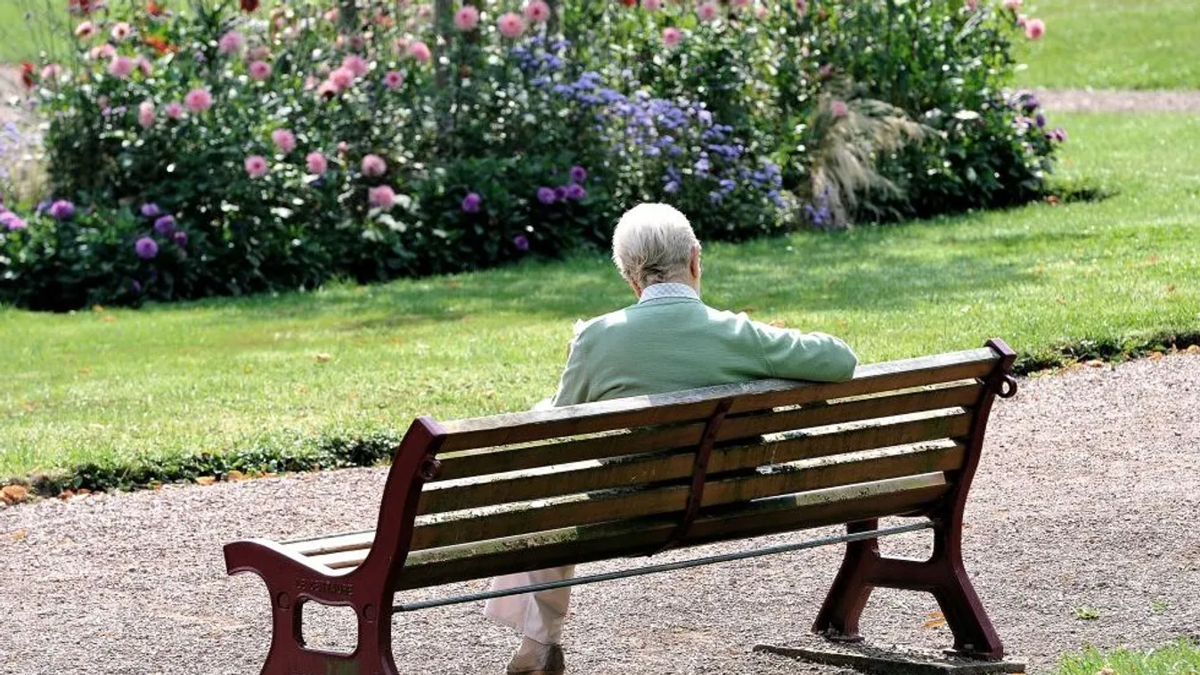 Zsigó Róbert: Már minden nyugdíjashoz megérkezett a 13. havi nyugdíj