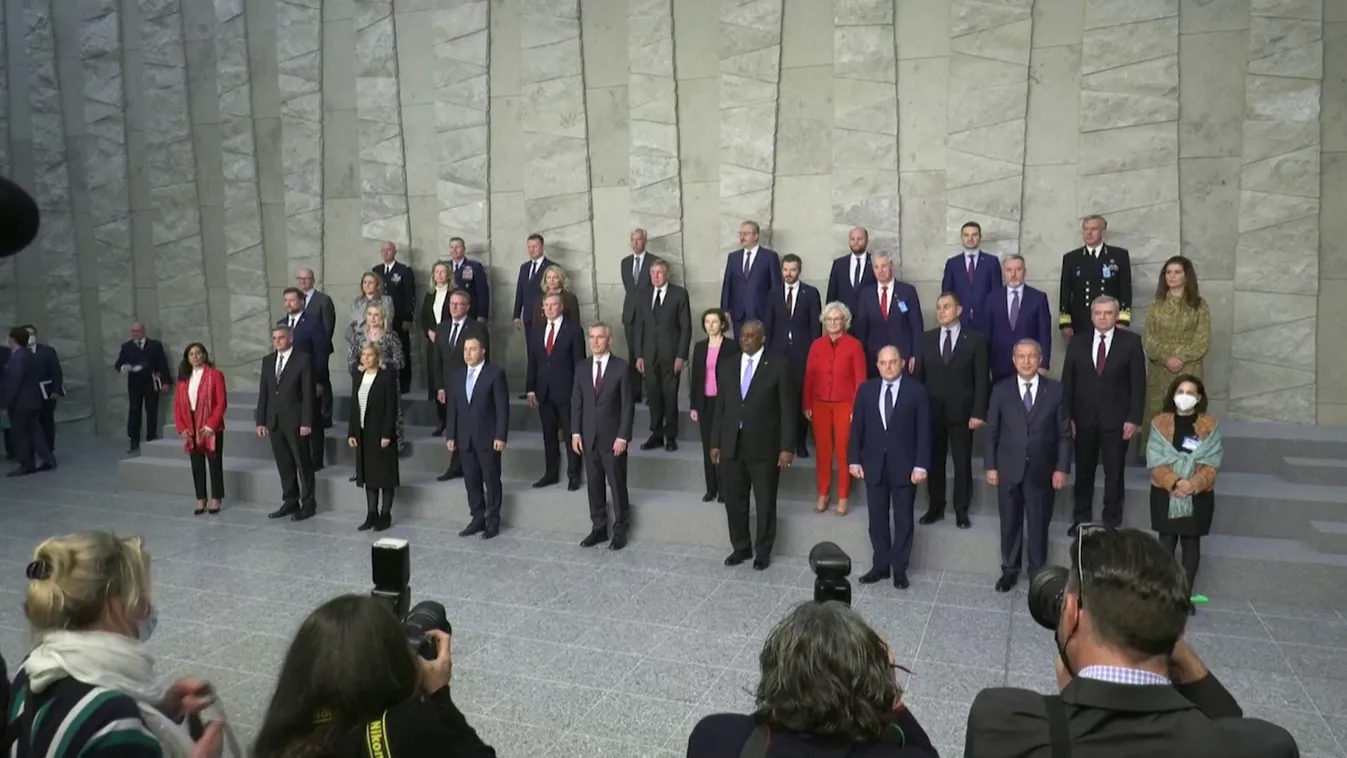 Megerősíti kelet-európai haderejét a NATO