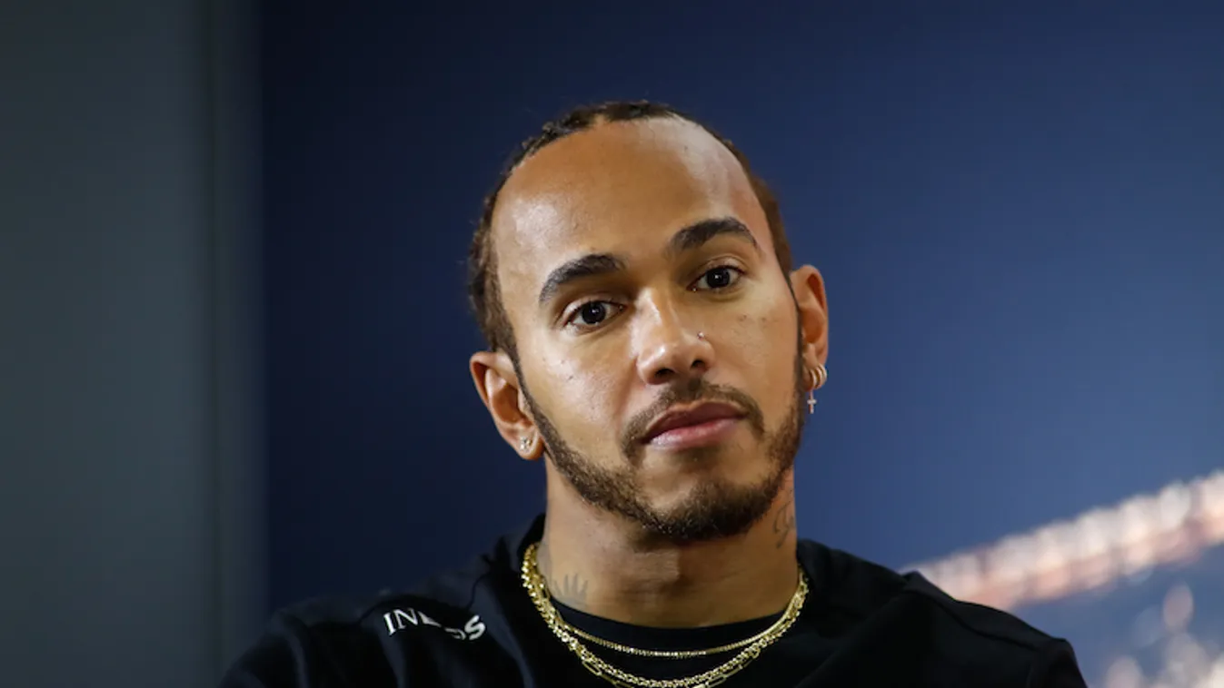 Forma-1 - Hamilton megtörte a hallgatását, visszatérést sejtet