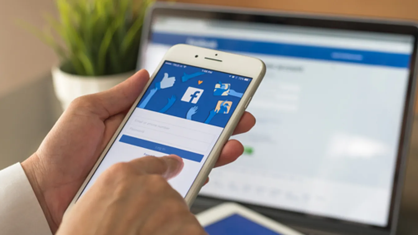 Részvény még nem bukott ekkorát, mint most a Facebook