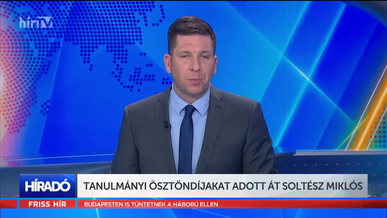 Tanulmányi ösztöndíjakat adott át Soltész Miklós