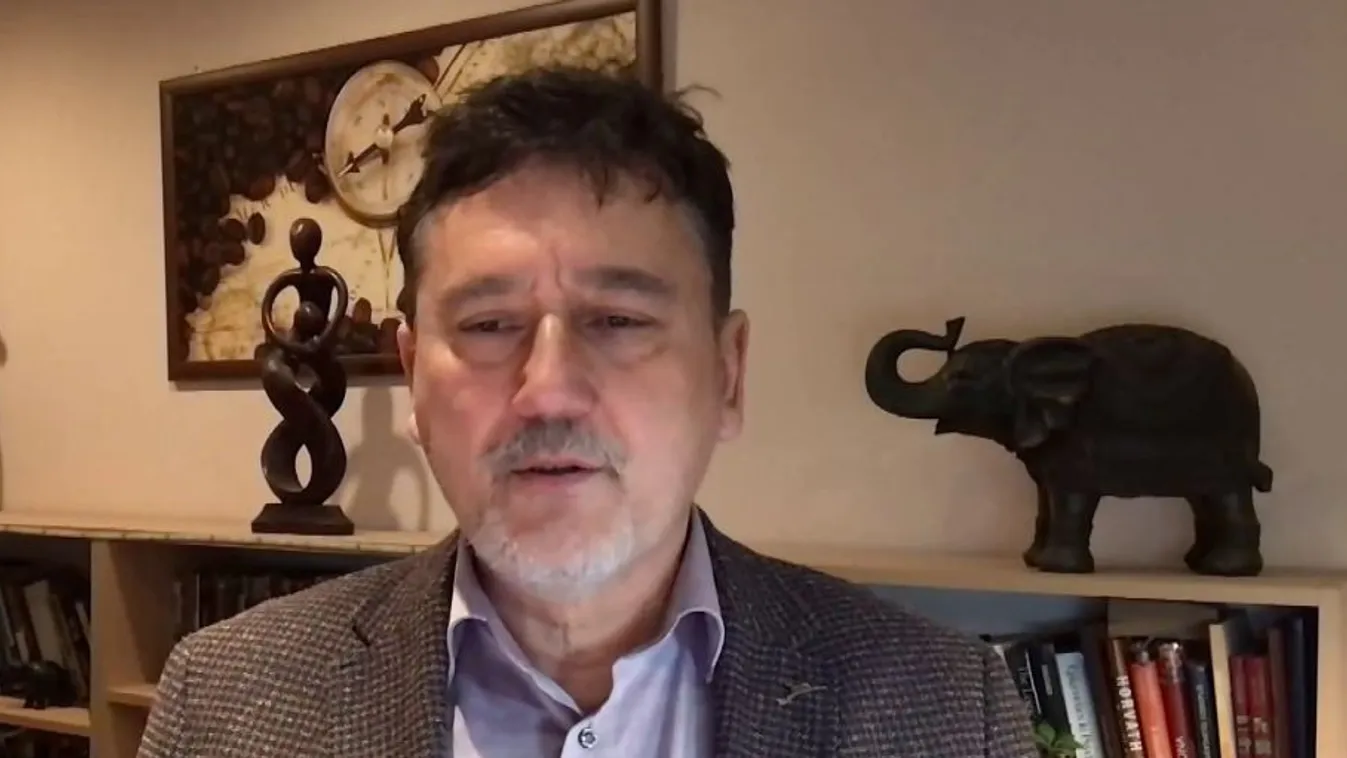 Az omikron-alvariáns semmivel sem veszélyesebb a többinél, de gyorsabban terjed