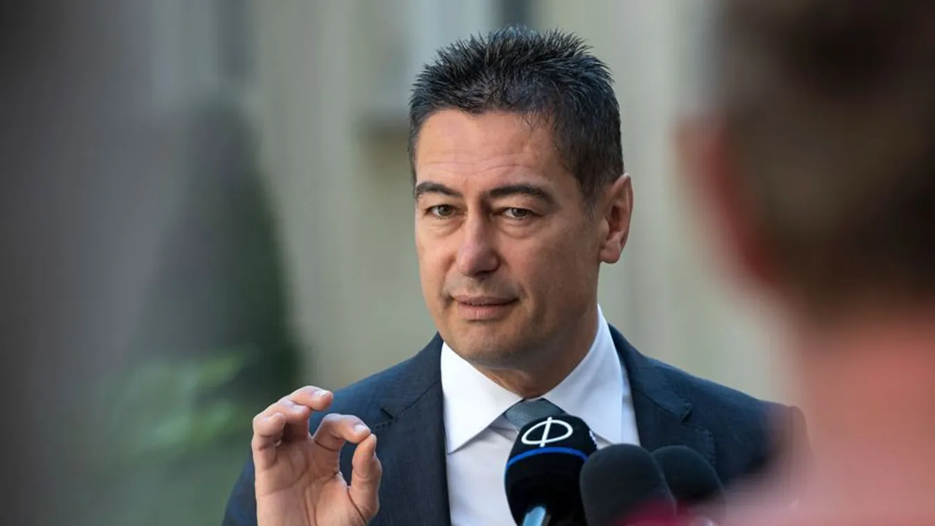 Minden, amit a szocialista vesztegetési botrányról tudni érdemes + videó