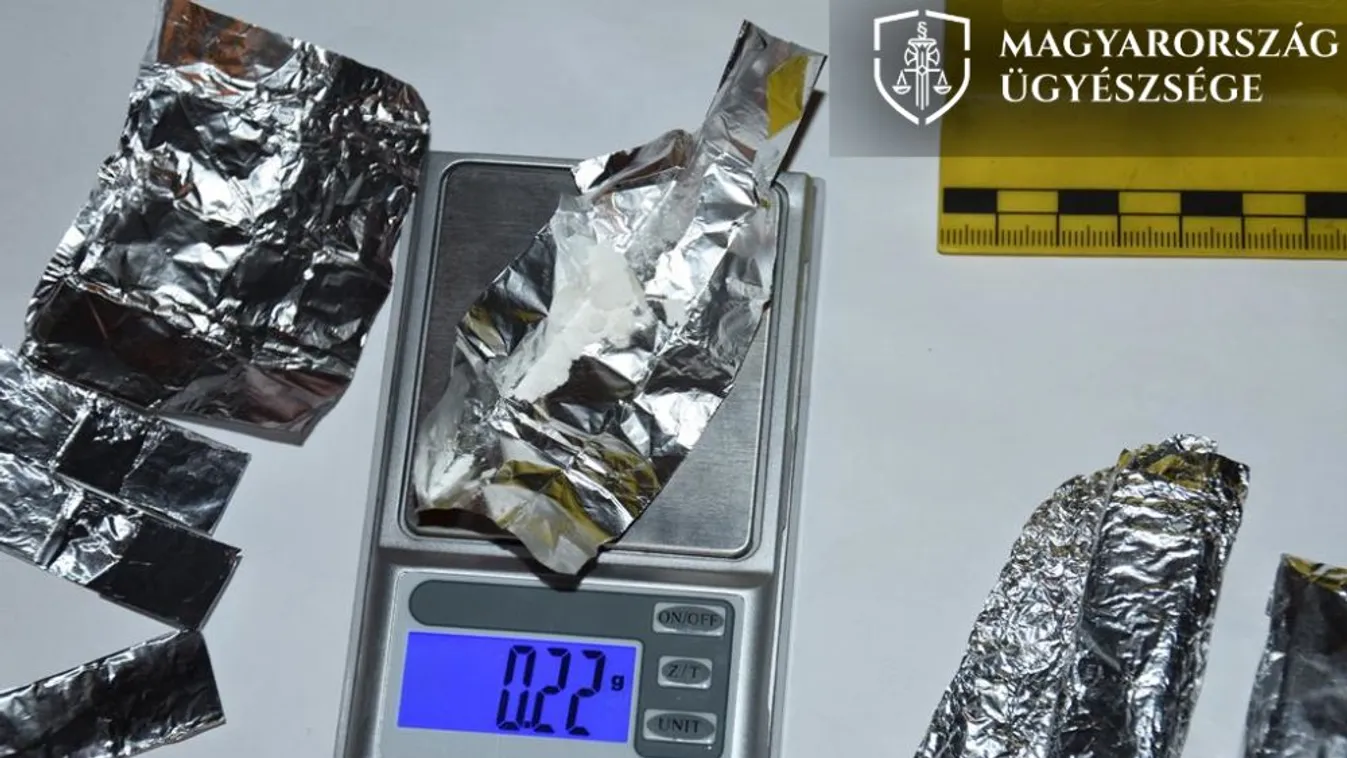 Vevőből lett drogfutár a fiatalkorú