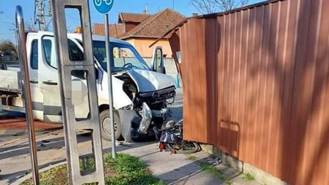 Szörnyű baleset: kerítésnek préselt egy biciklist egy karambolozó autó