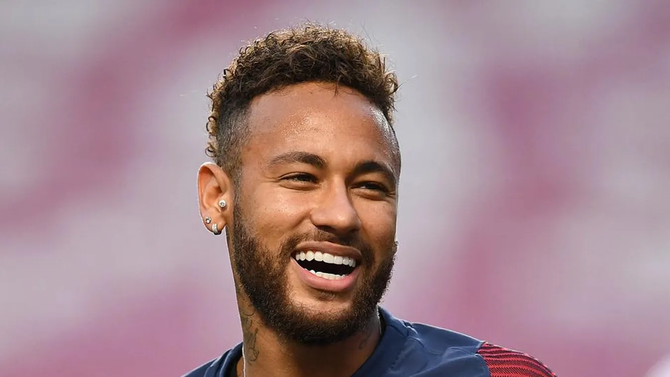 Neymar Franciaország legjobban fizetett labdarúgója