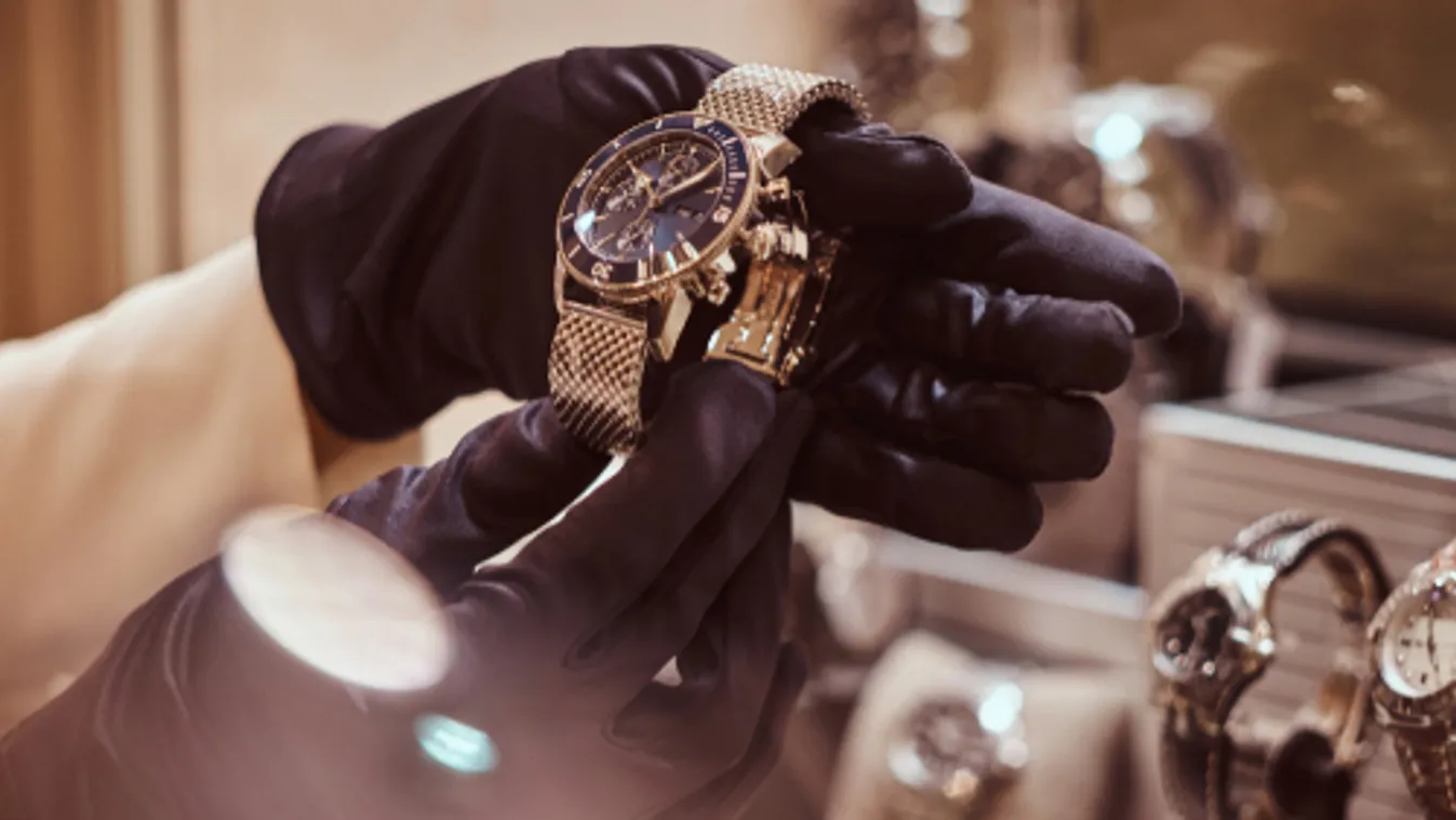 Óra a postaládában