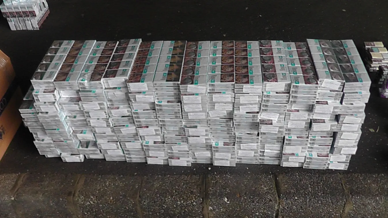 NAV: 2,5 millió forintnyi cigarettát és alkoholt foglaltak le az M1-esen