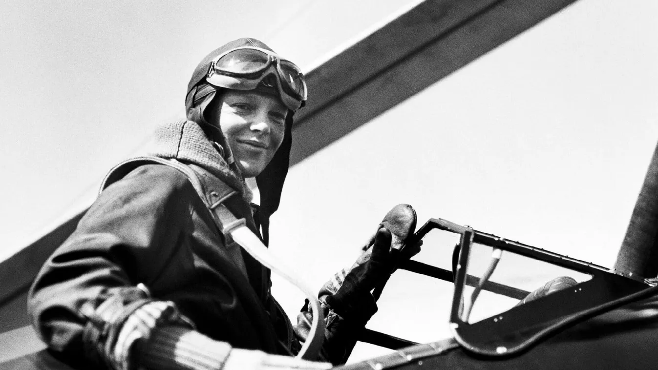 A becsült ár tízszeresét fizették a leghíresebb pilótanő, Amelia Earhart bőrsapkájáért