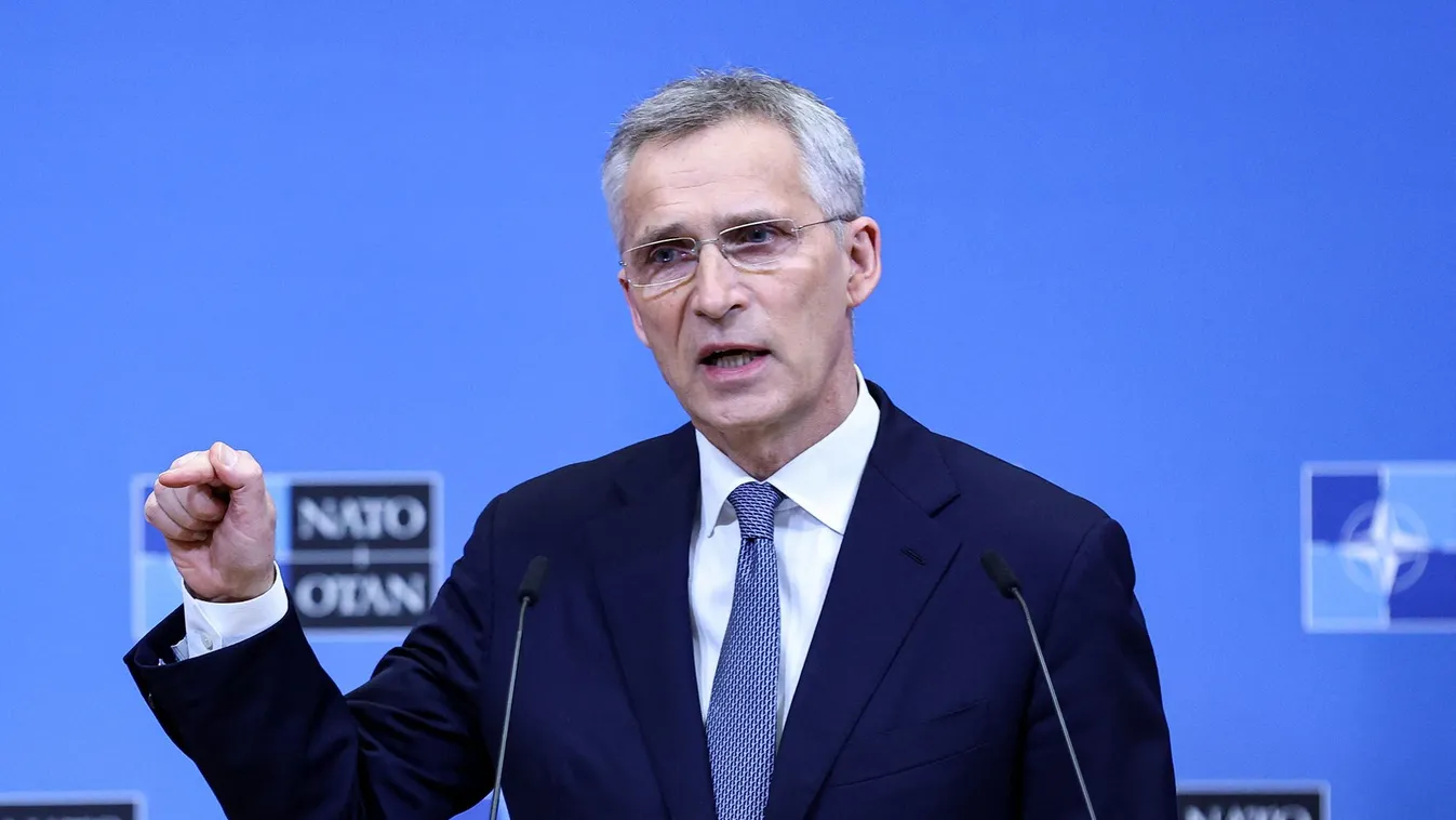 Stoltenberg: A NATO megerősíti a szövetség keleti vonalának védelmét