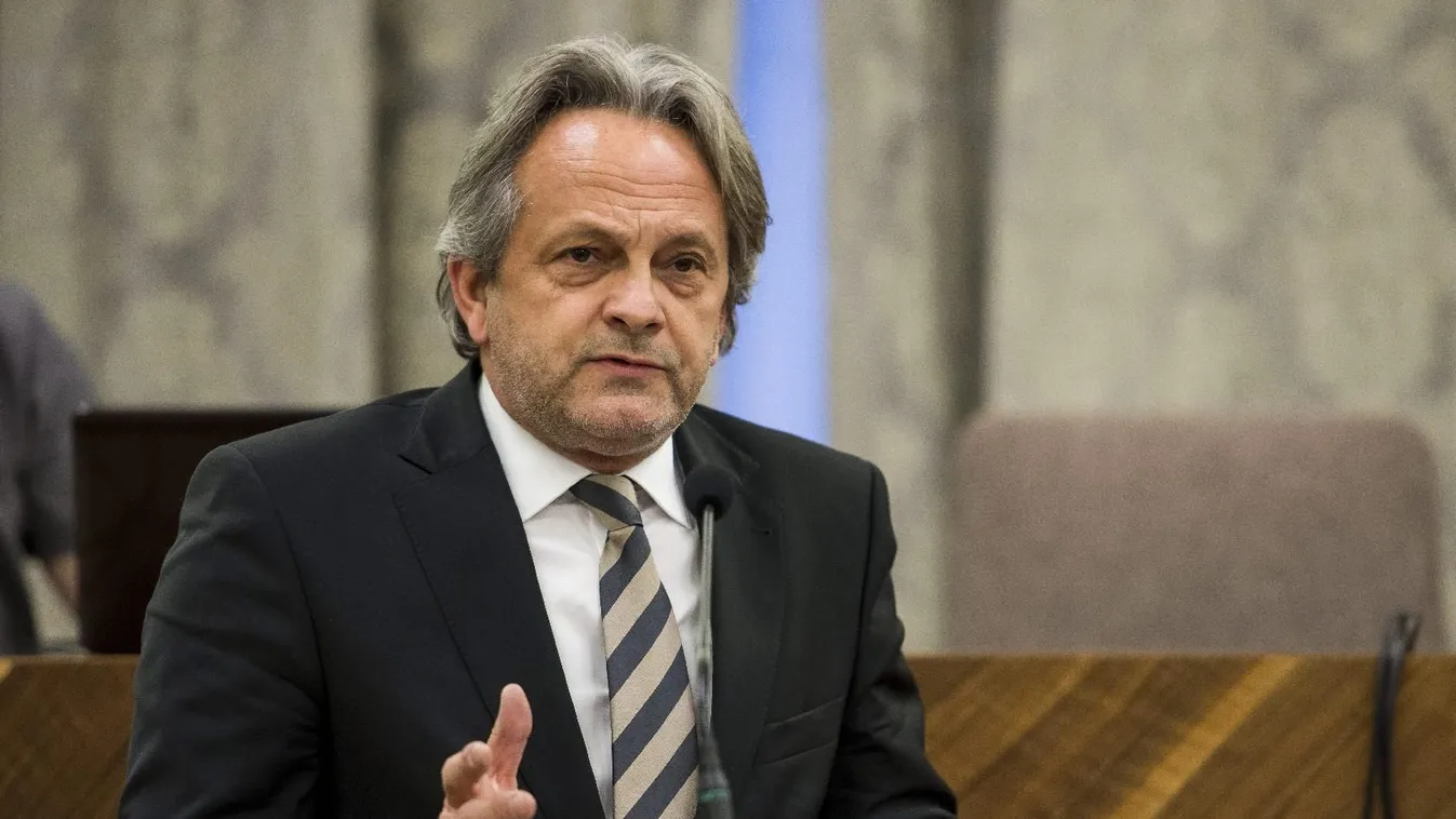 KKM-államtitkár: A V4-es együttműködés ma fontosabb, mint valaha