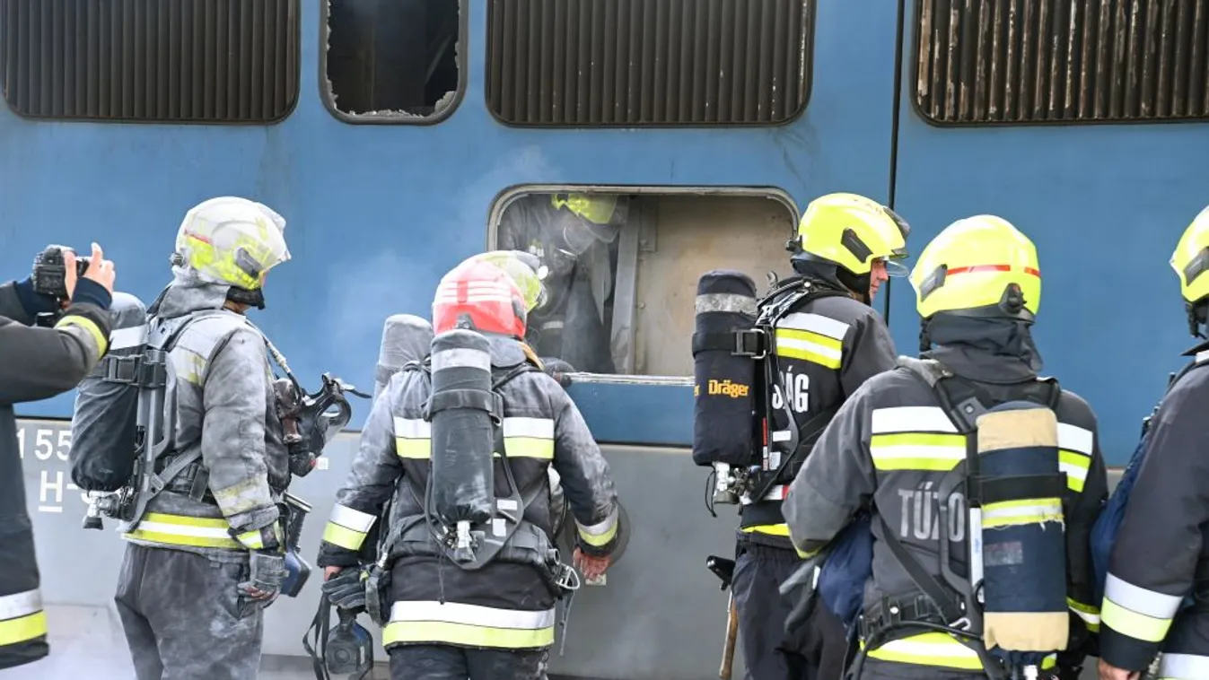 Kigyulladt egy mozdony Budafokon