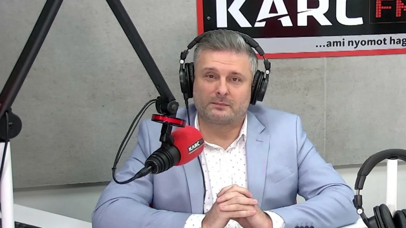 Paláver: A háború és a béke a tét