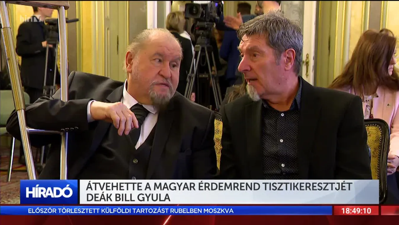 Átvehette a magyar Érdemrend Tisztikeresztjét Deák Bill Gyula