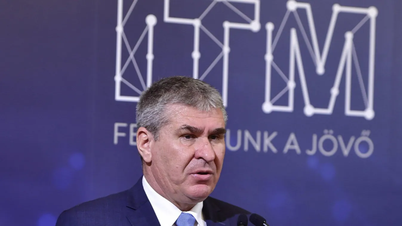 Egy hónap alatt közel 10 ezerrel csökkent az álláskeresők száma