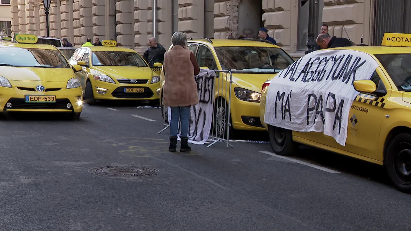 A Fővárosi Közgyűlés elfogadta a taxis tarifaemelésről szóló javaslatot