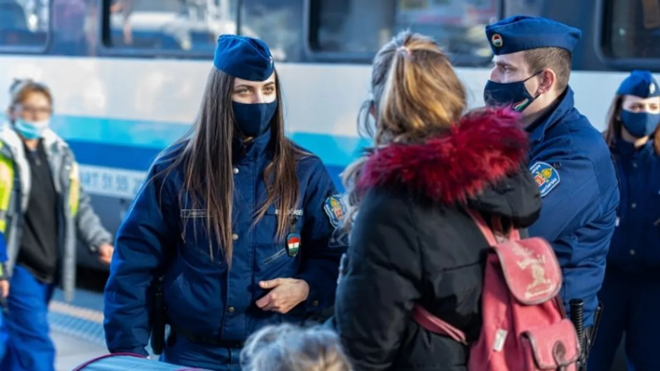 BRFK: Több mint 700 menekültet fogadtak a fővárosban