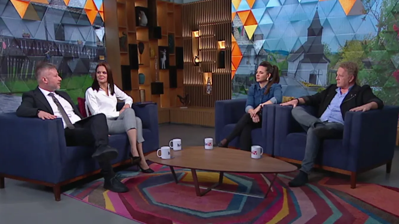 Mozaik - Pajtától a palotáig