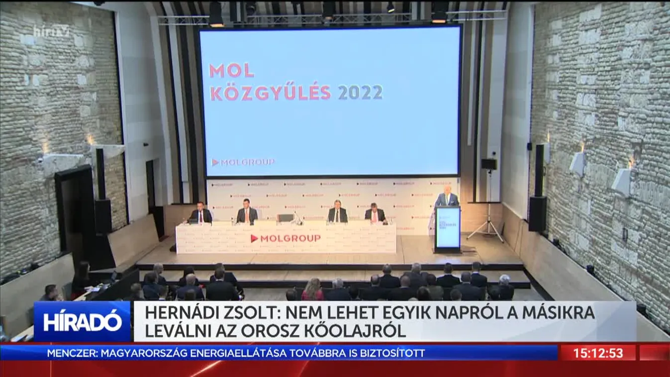 Hernádi Zsolt: Nem lehet egyik napról a másikra leválni az orosz kőolajról