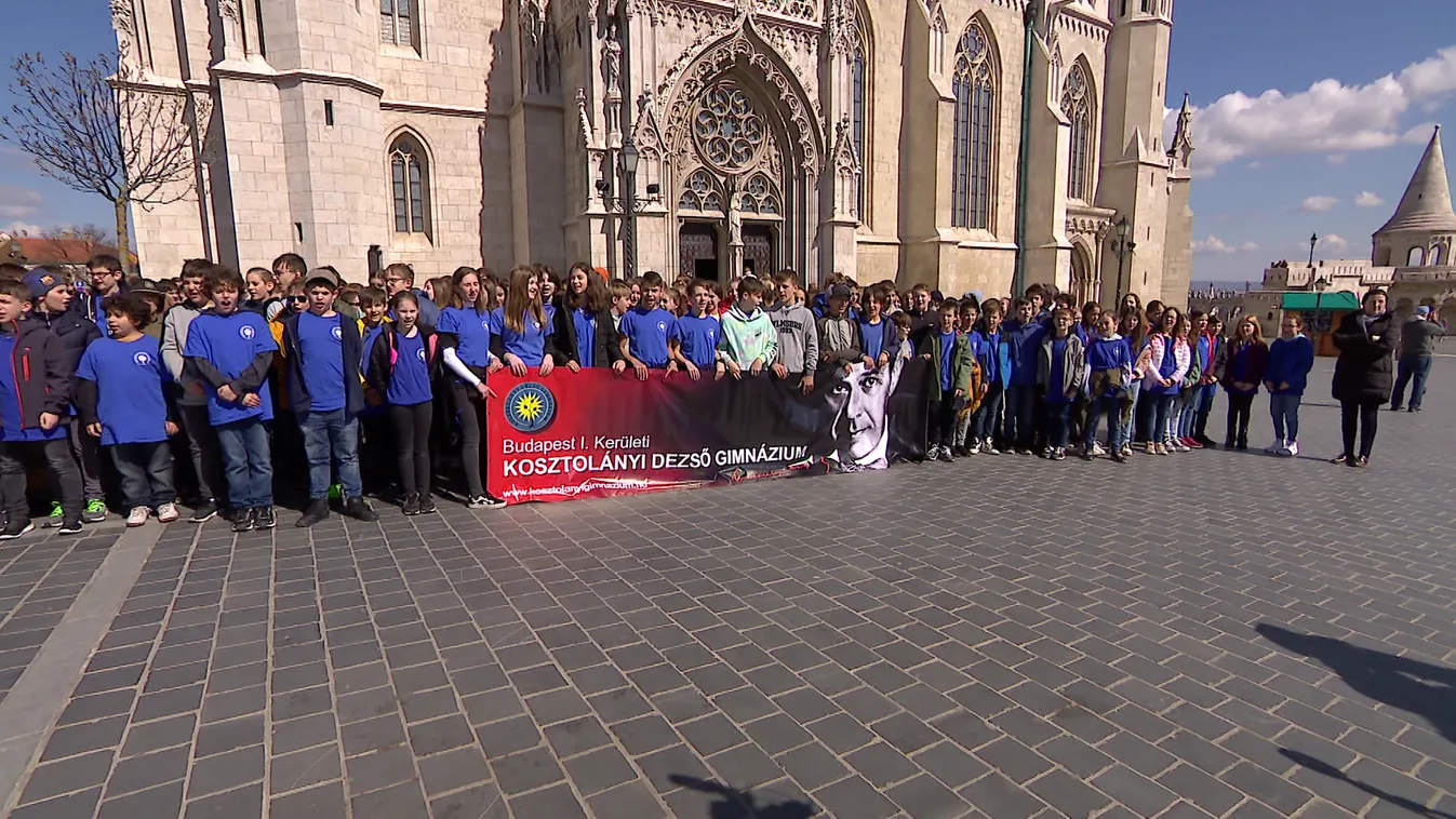 Ma van a Magyar Költészet Napja