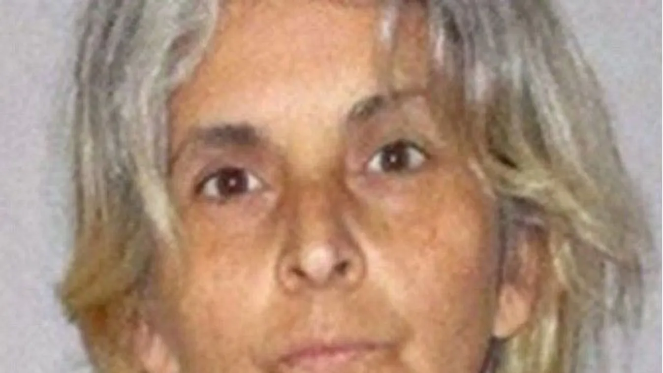 Húsvéti tojásba rejtett pornóképekkel bombázta szomszédait egy nő