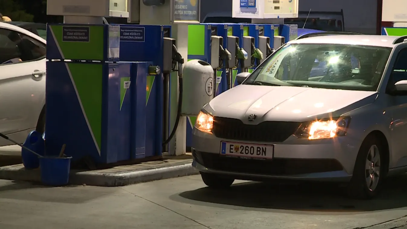 Megrohamozták a benzinkutakat