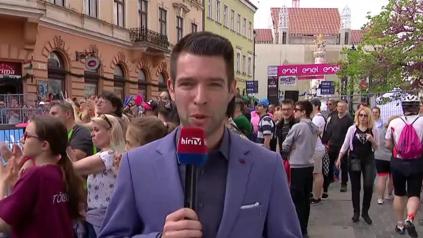 Budapest belvárosában versenyeznek a világ legjobb kerékpárosai