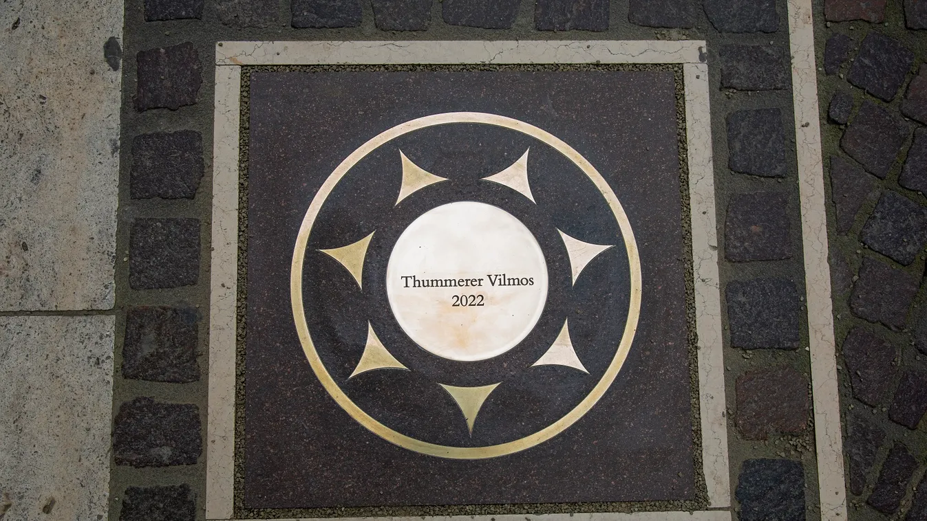 Thummerer Vilmos kapta a 16. "emlékművet" a borászok borásza csillagok sétányán!