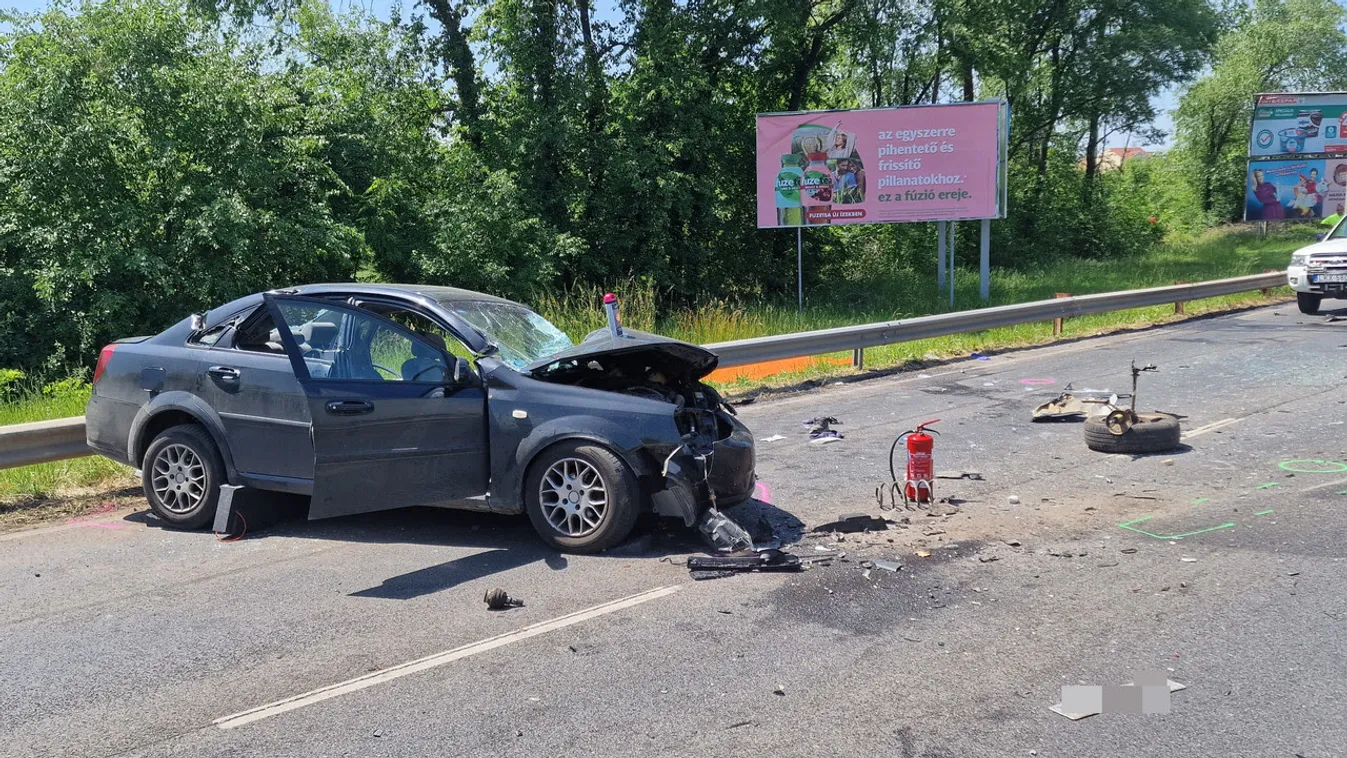 Életveszélyesen sérült a teherautóval frontálisan ütköző Chevrolet sofőrje a Ferihegyi gyorsforgalmi úton