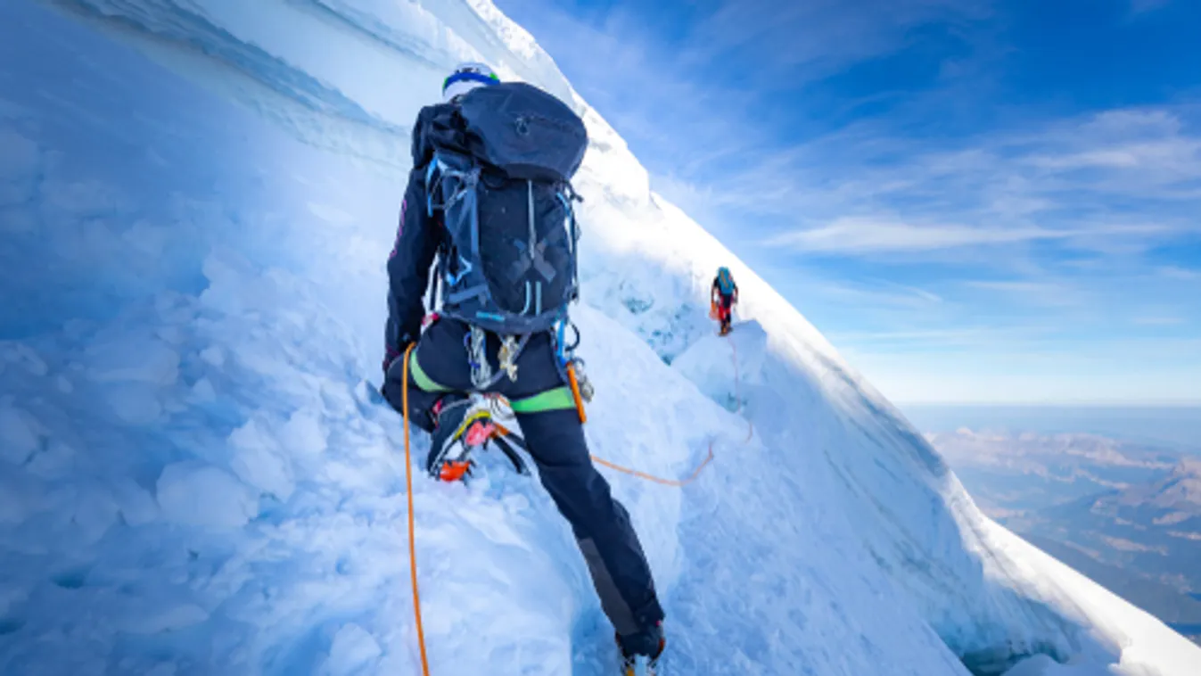 Kedd éjjel indul a Magyar Lhoce Expedíció 2022 csúcsmászó köre