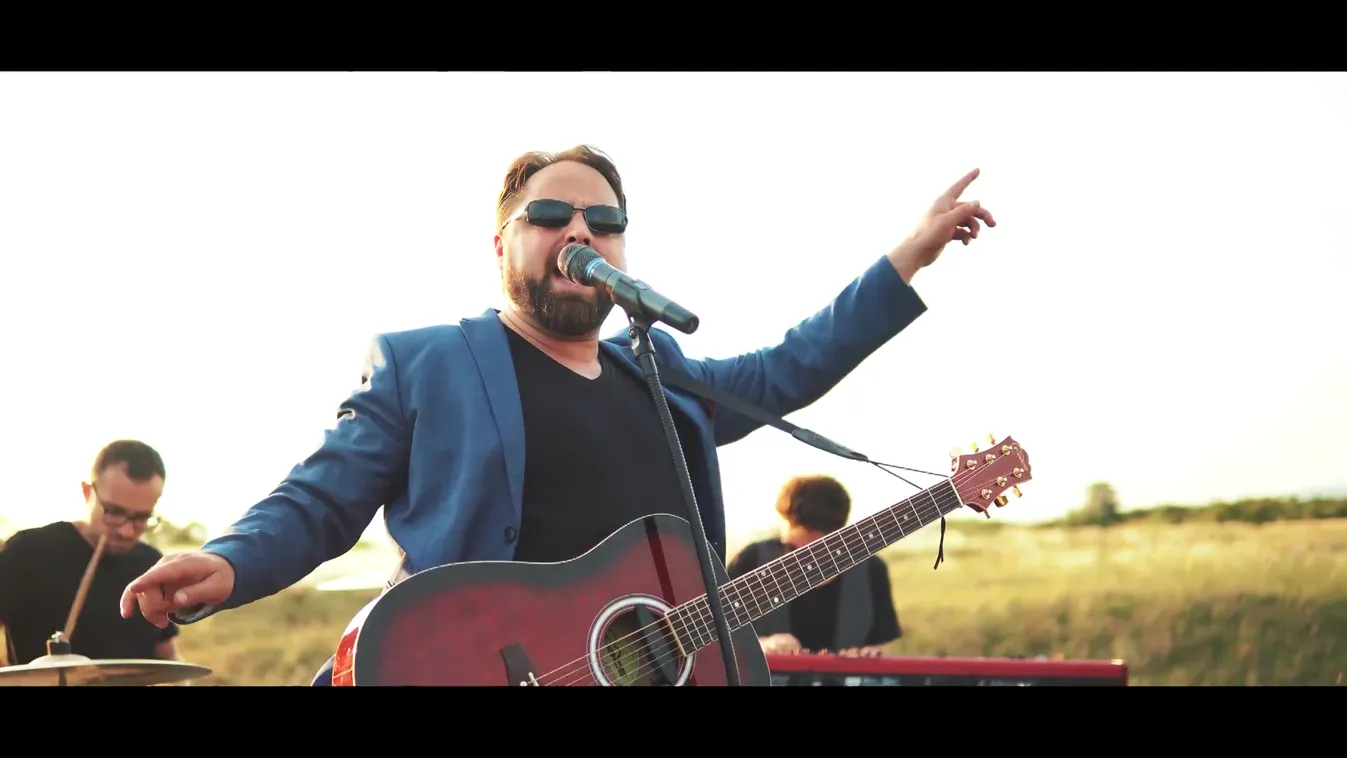 Mozaik - Szezonzáró Barry White est az Orfeumban