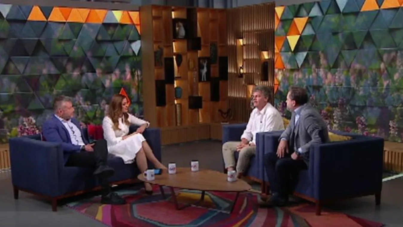 Mozaik - Adáshiba - legújabb bemutató a Játékszínben