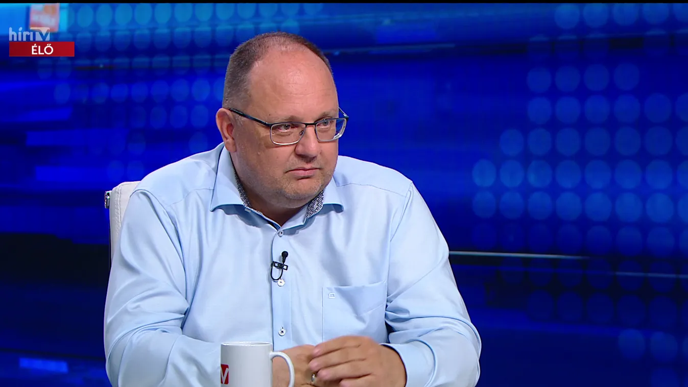 Wintermantel Zsolt: Az egységes parkolási rendszerrel nem nagyon lépett előre a főpolgármester úr