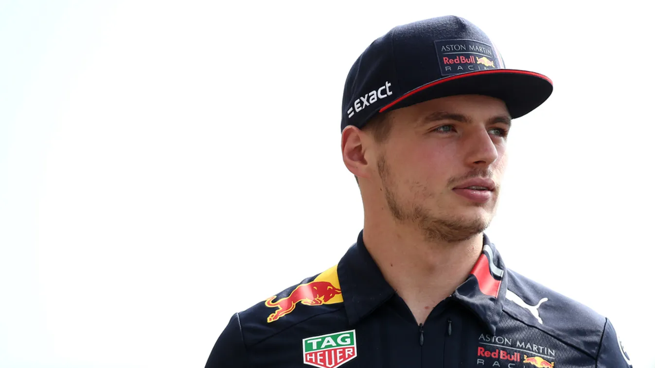Verstappen győzött, mindkét Ferrari kiesett
