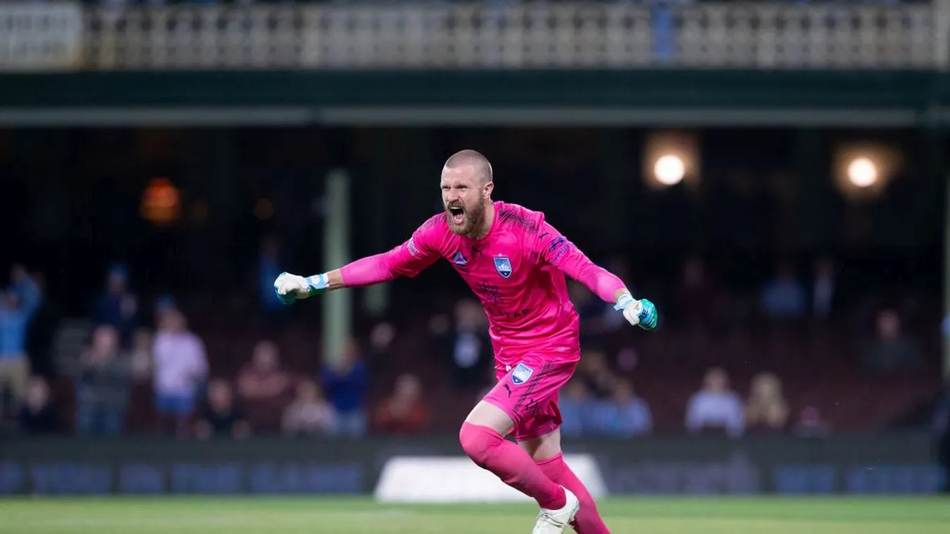 Nem tartja magát hősnek a tizenegyespárbajra becserélt ausztrál kapus