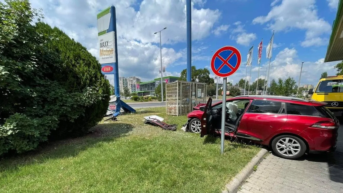 Céltáblának nézte egy benzinkút totemoszlopát egy Renault ittas vezetője a Szentendrei úton