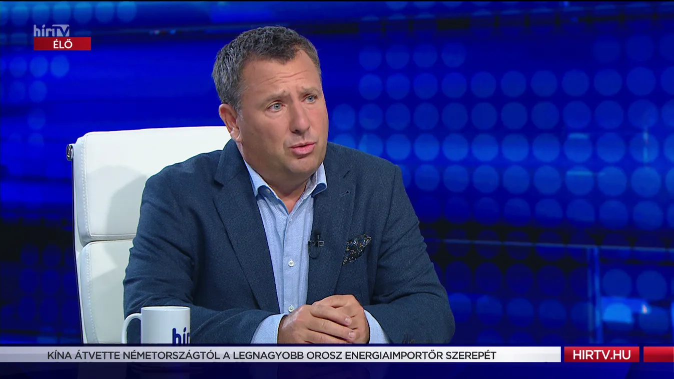 Karácsony Gergelyék a fővárosi középületek fűtésén és hűtésén spórolnak