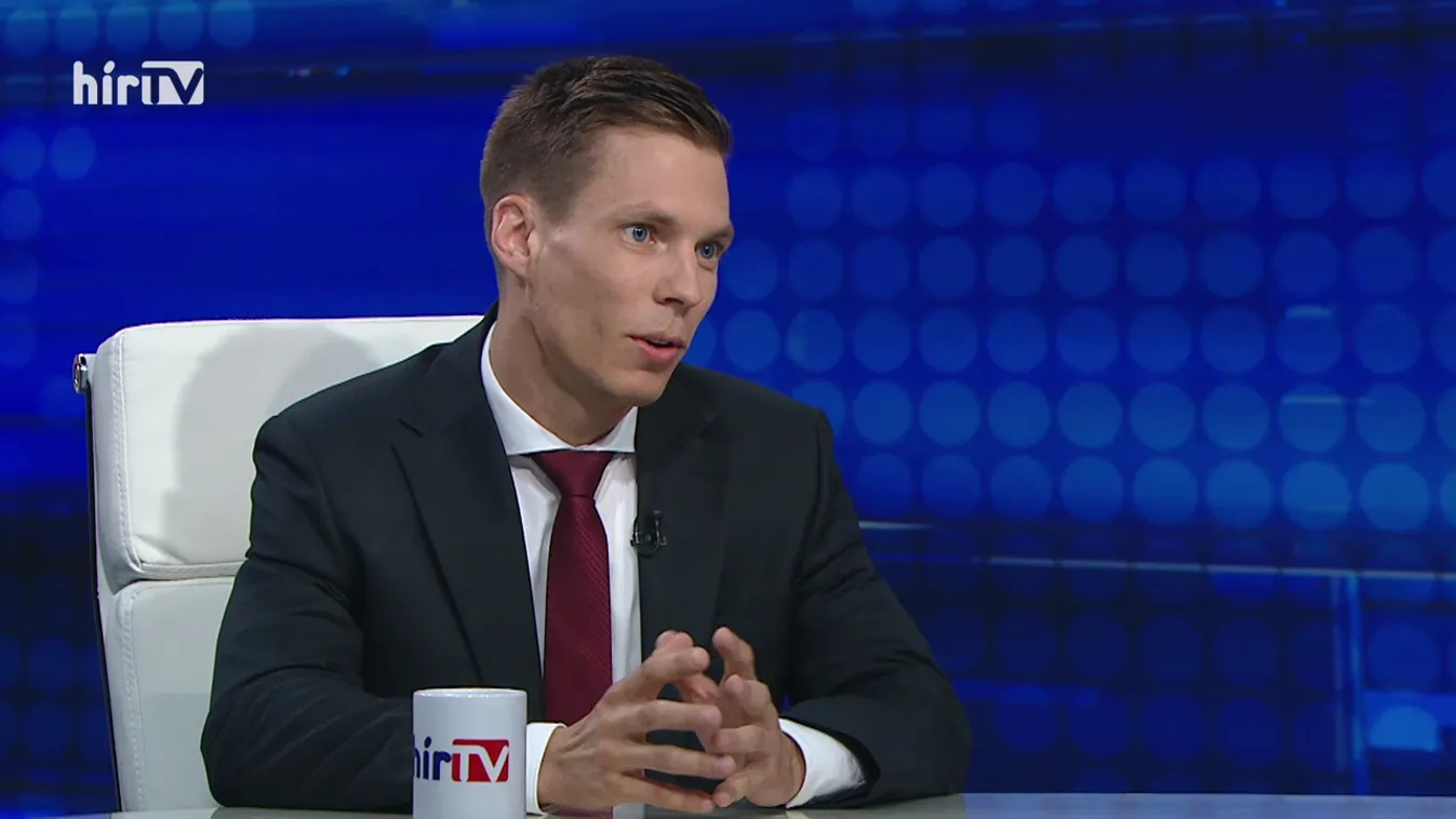 Hortay Olivér: Le kéne szokni a szankciók lebegtetéséről Oroszország irányába