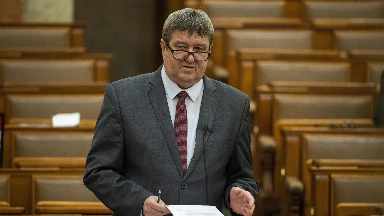 Tállai András: Csaknem 1,3 millióan ajánlották fel online adójuk egy százalékát