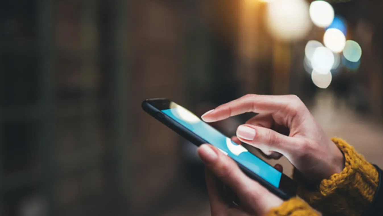 Nem növeli az agydaganat kockázatát a mobiltelefon mindennapi használata