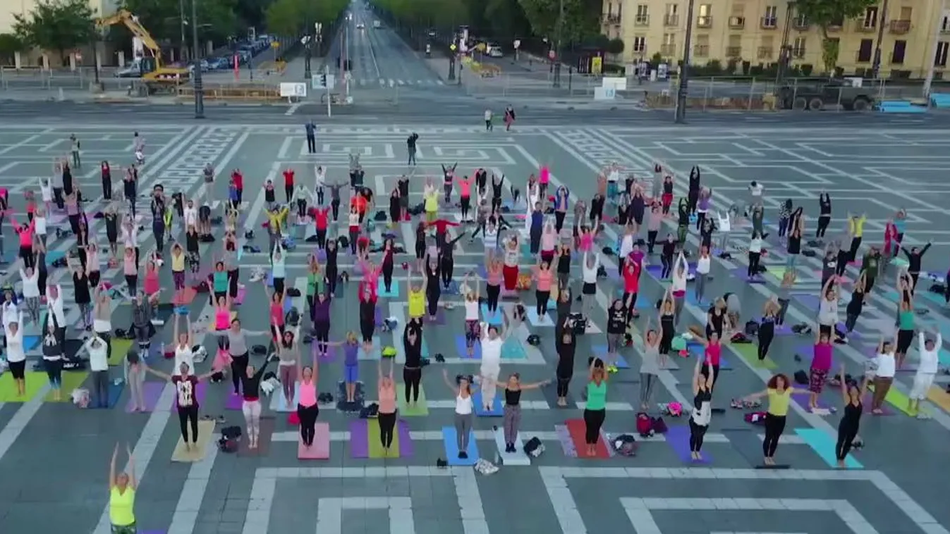 Radar - Ismét flashmobbal ünneplik a jóga világnapját