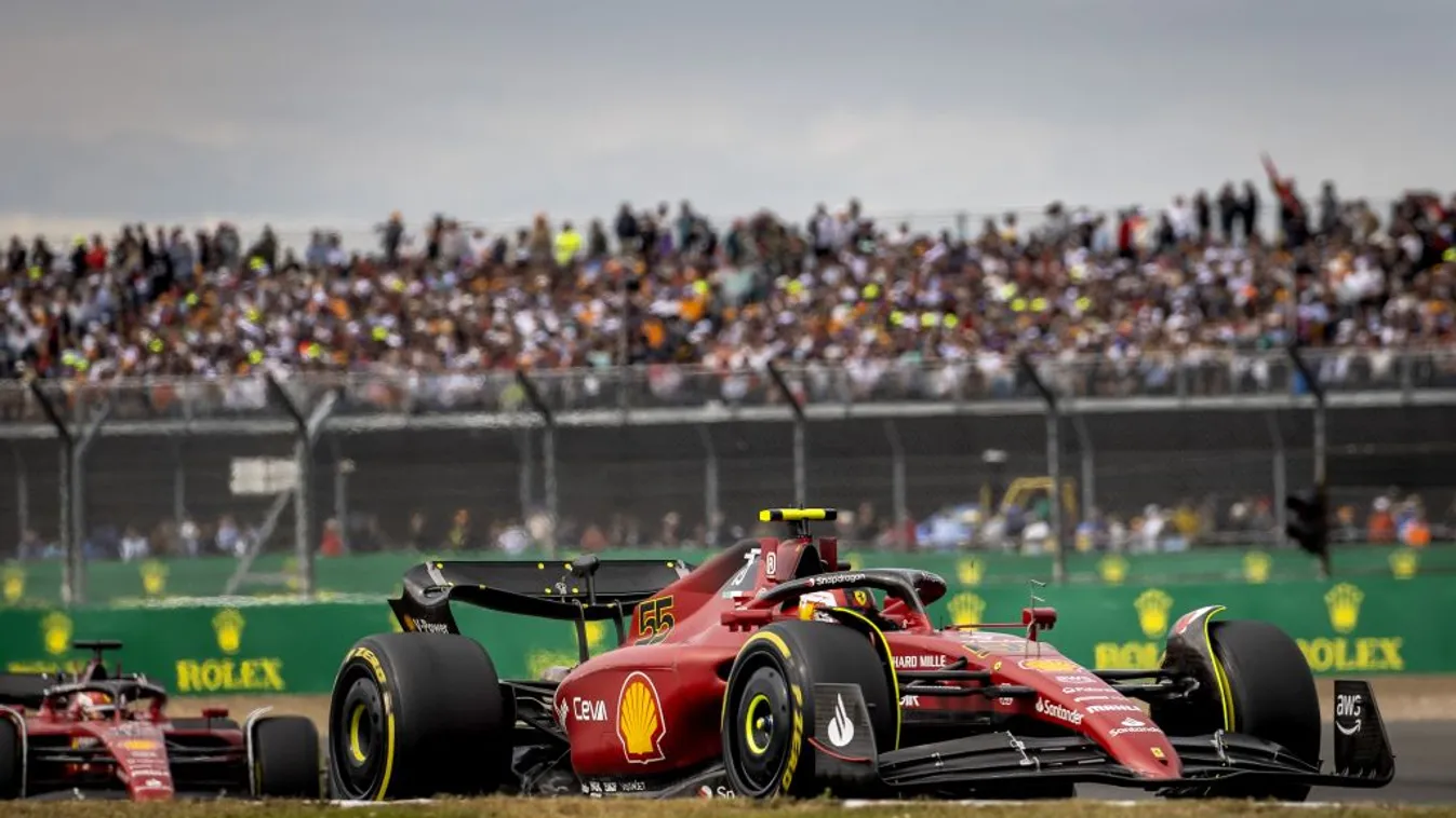 Sainz pályafutása első futamgyőzelmét aratta