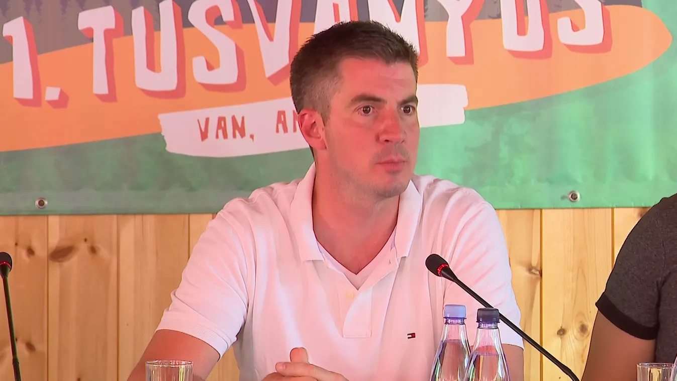 Kocsis Máté: Nem töröltük el a rezsicsökkentést