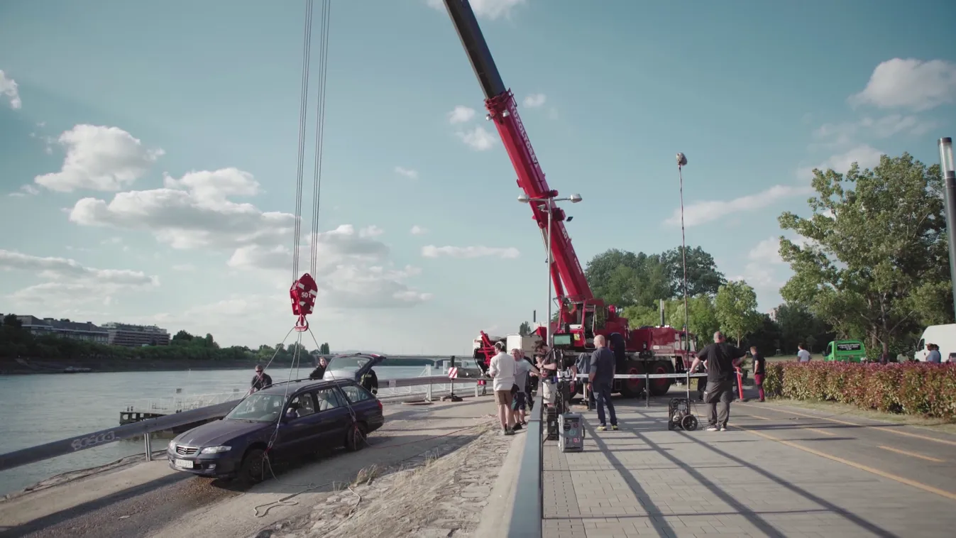 Radar: Kelj fel és járj!