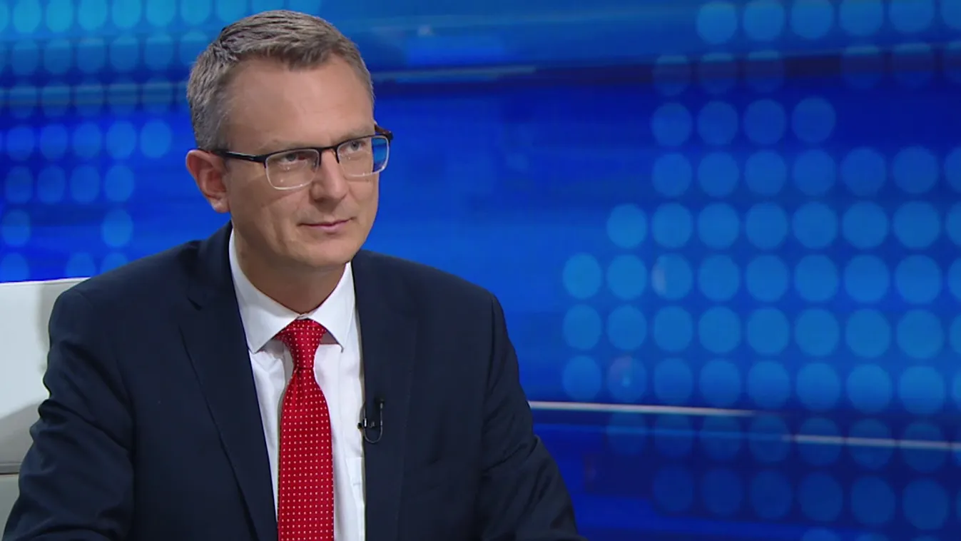 Rétvári Bence: Ha Gyurcsányékon múlna, akkor nem határvadászok, hanem kerítésbontók lennének a déli határszakaszon