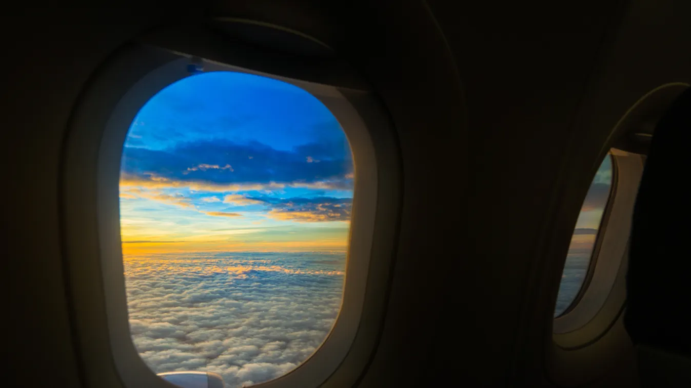 Stewardess fedte fel a titkot, miért nem szabad vécépapírt használni a repülőgépeken